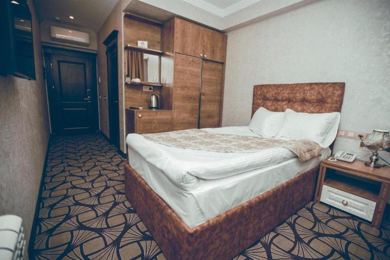 Baku Hotel Ganja Ngoại thất bức ảnh